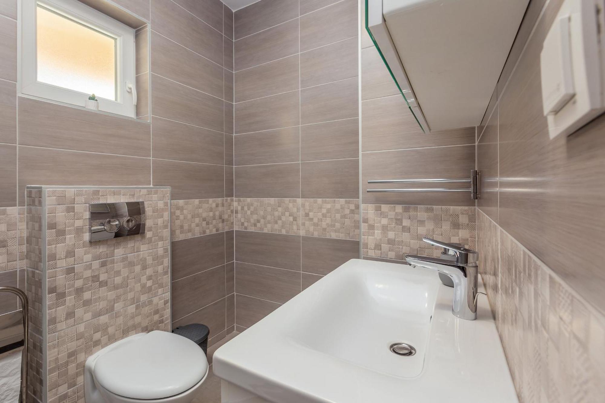 Apartmani Tena Njivice Buitenkant foto